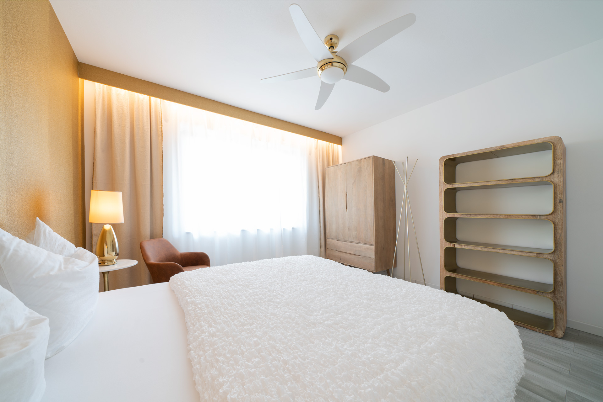 goldfinger+suites image 2